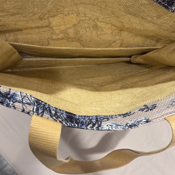 Dior Around The World VIP Blue and Tan Tote - Picture 8 of 11